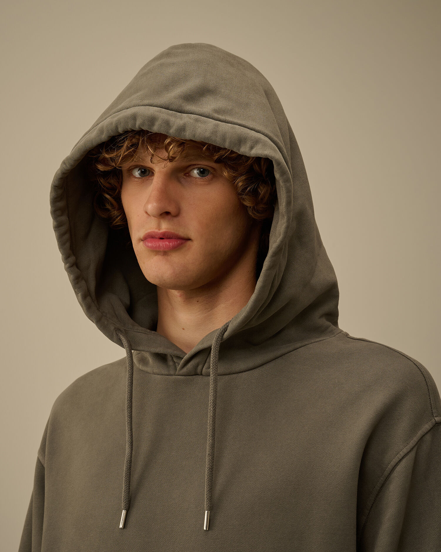 Brushed and Emerized Diagonal Fleece Hooded Lens Sweatshirt - 6