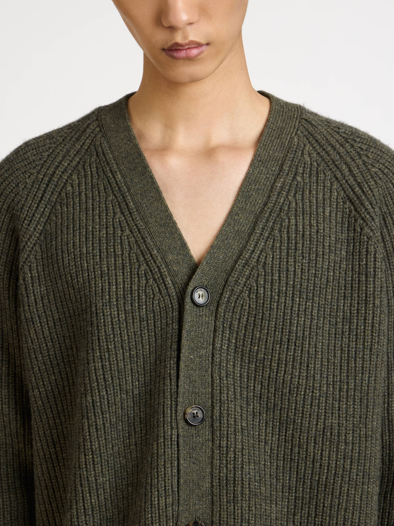 V-NECK CARDIGAN IN HUNTER GREEN 7