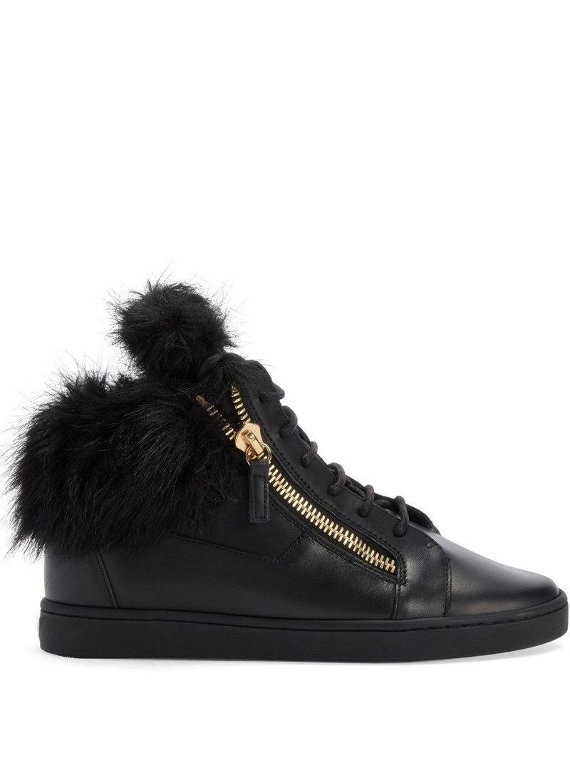 Kriss trainers 1