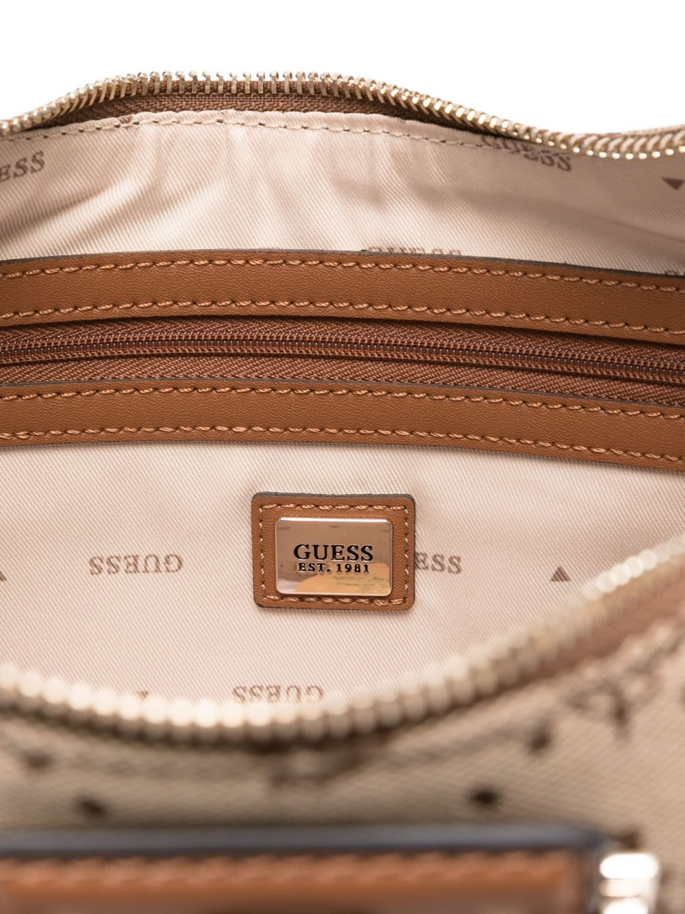 logo-plaque curved shoulder bag - 4