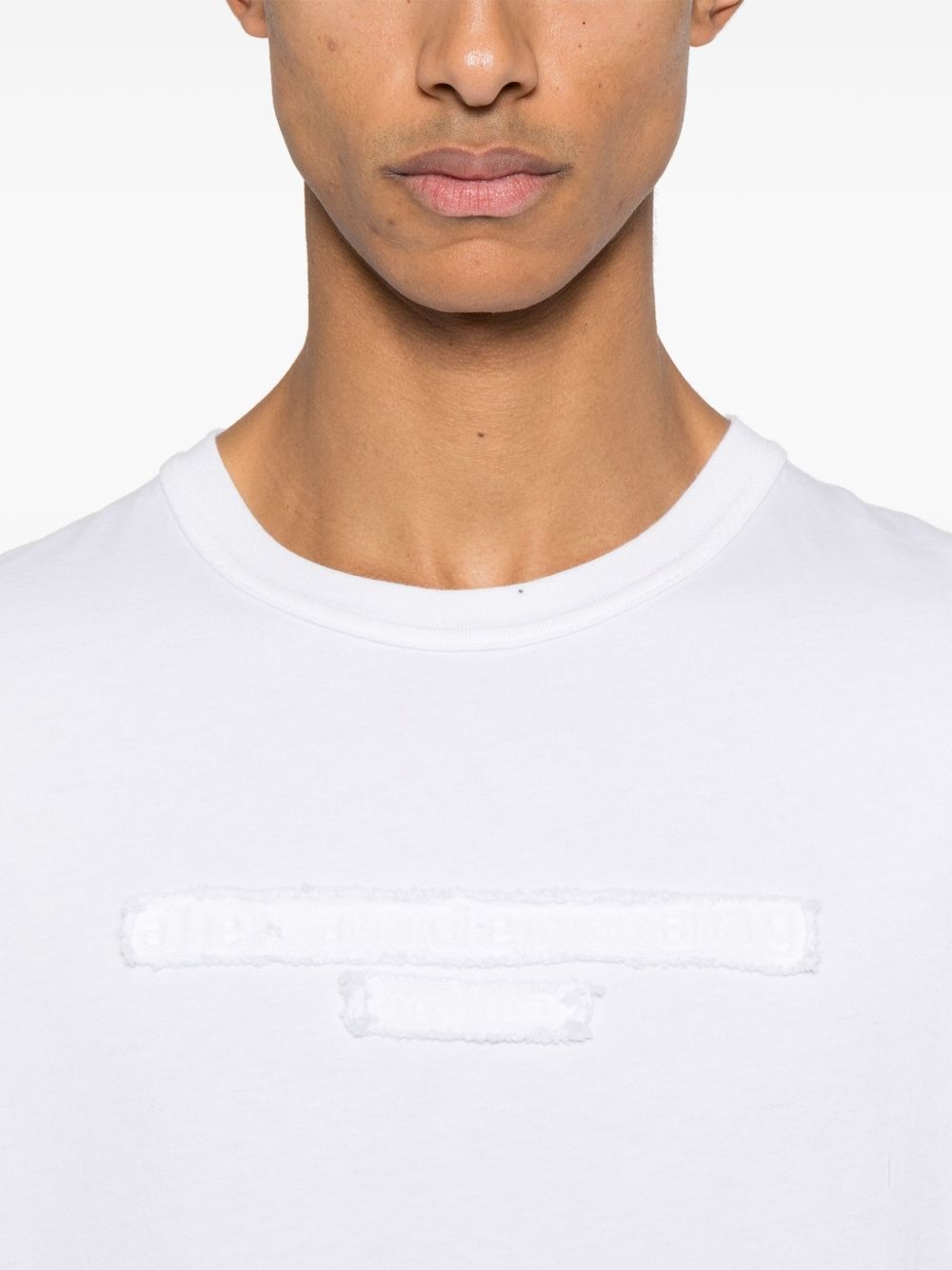 logo-embossed T-shirt - 5
