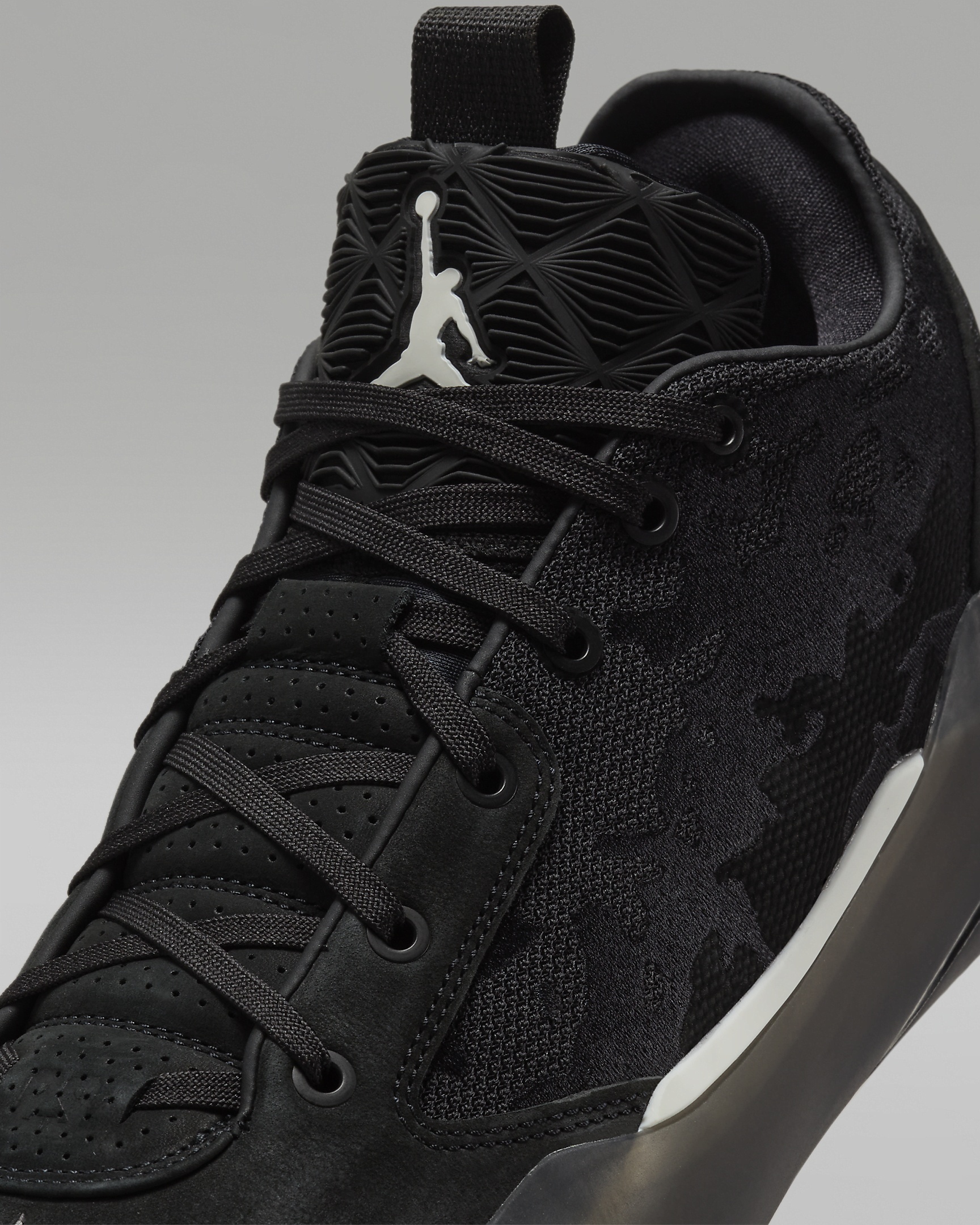 Air Jordan XXXIX "Lumier" Basketball Shoes - 7