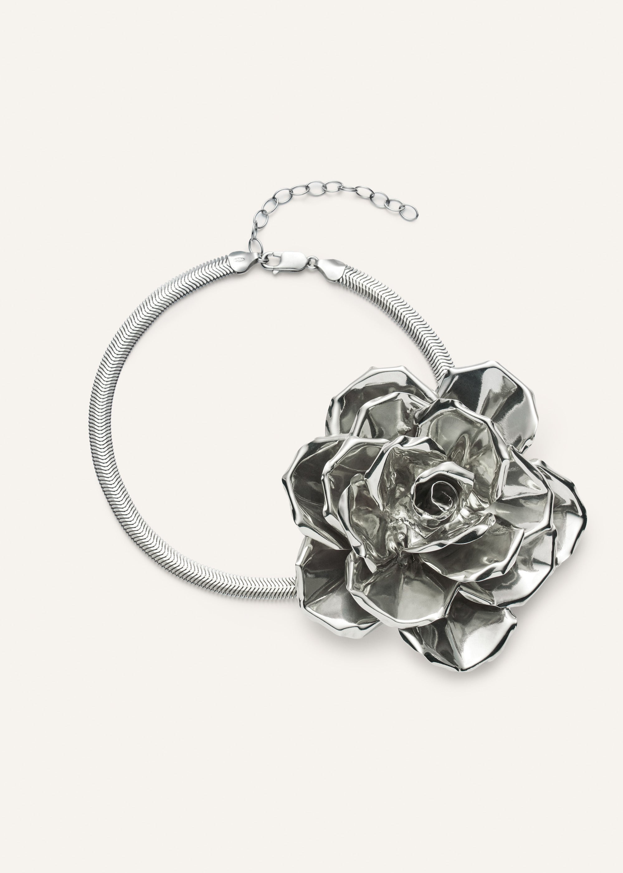 Sculptural rose choker in silver - 1