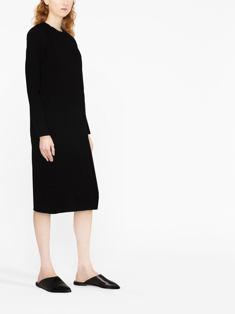 round-neck dress 4