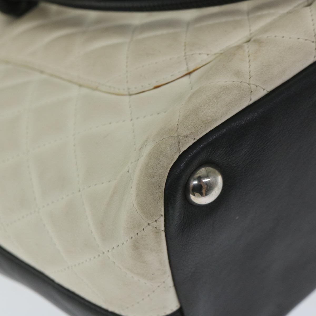 CHANEL Cambon Line Tote Bag Leather White CC - 15