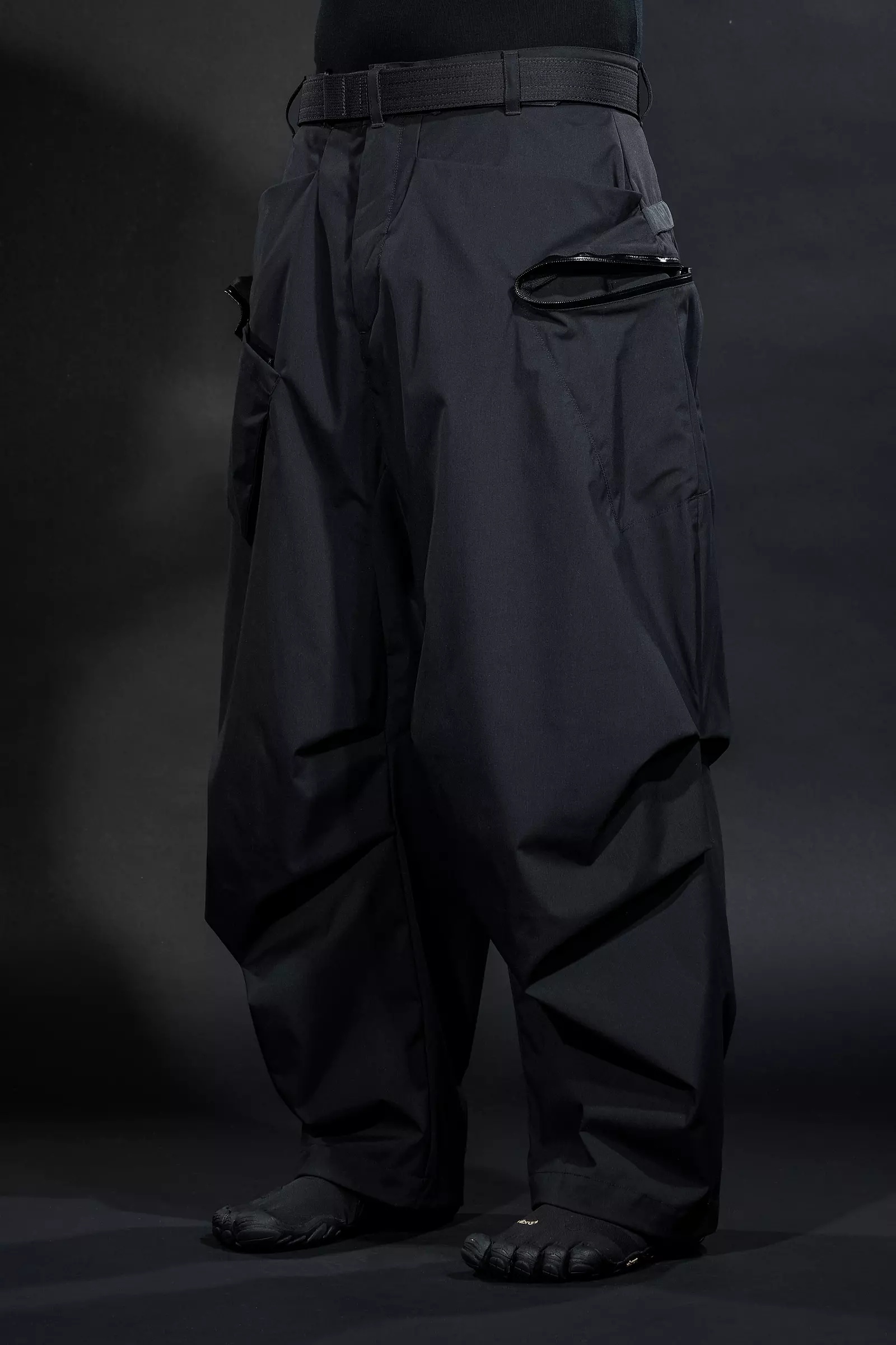 パンツ ACRONYM P59-E ACRONYM P59-E Encapsulated Nylon Cargo Pant Black | REVERSIBLE