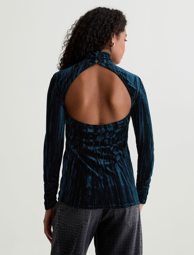Candice Turtleneck 7