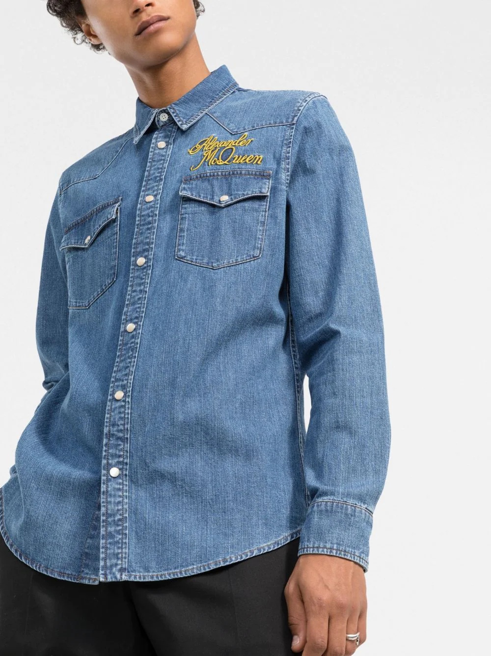 logo-embroidered denim shirt - 3