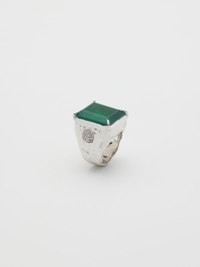 Ambush SQUARE CUT STONE RING outlook