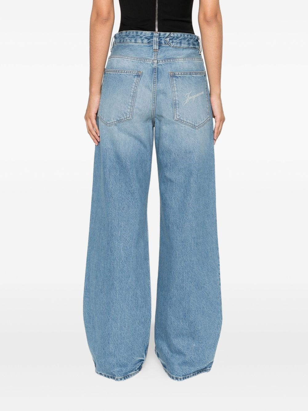 HIGH-WAISTED JEANS - 2