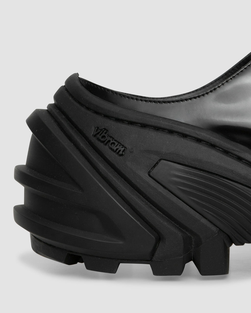 DERBY WITH VIBRAM SOLE - 7