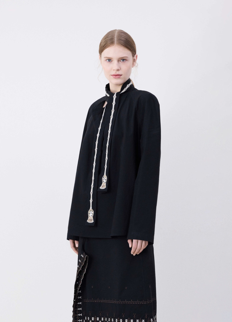 EMBROIDERED ASCOT 블라우스 1