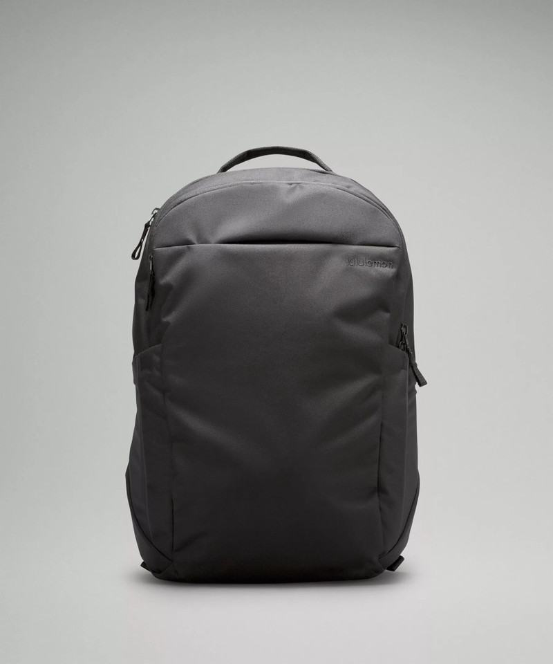 Triple-Zip Backpack 28L 1