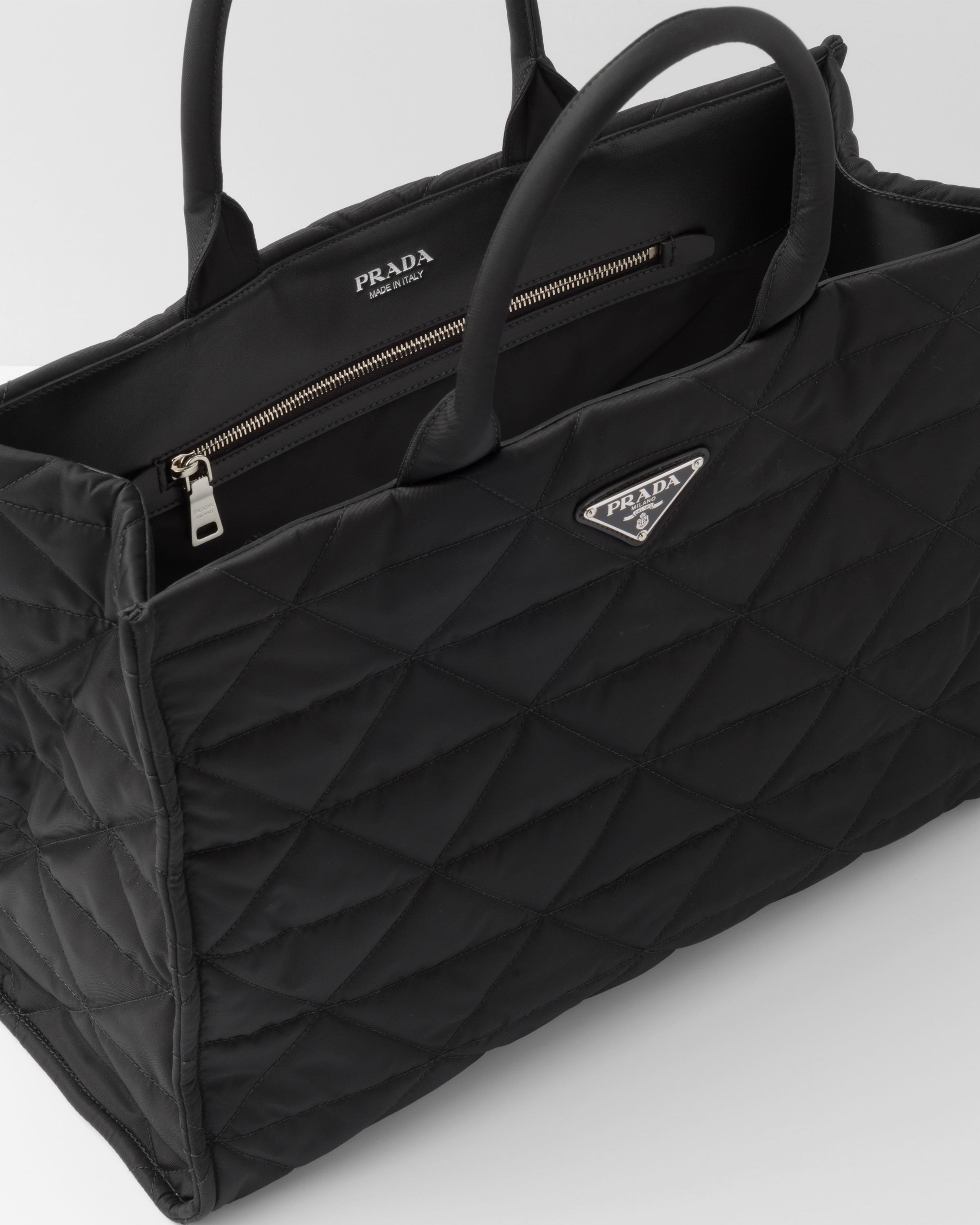 Re-Nylon shopping bag with topstitching - 5