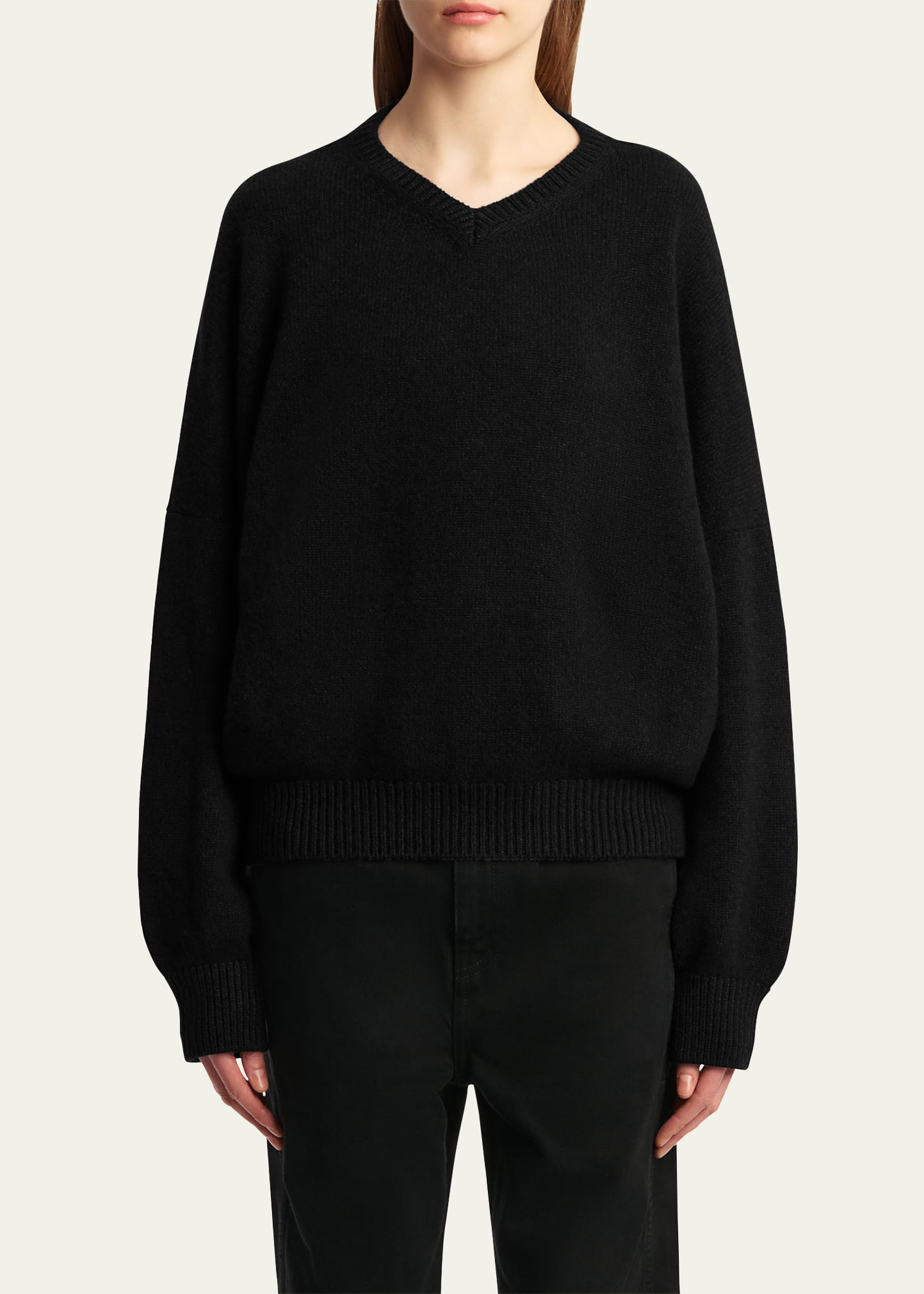 Wolfe V-Neck Cashmere Sweater - 4