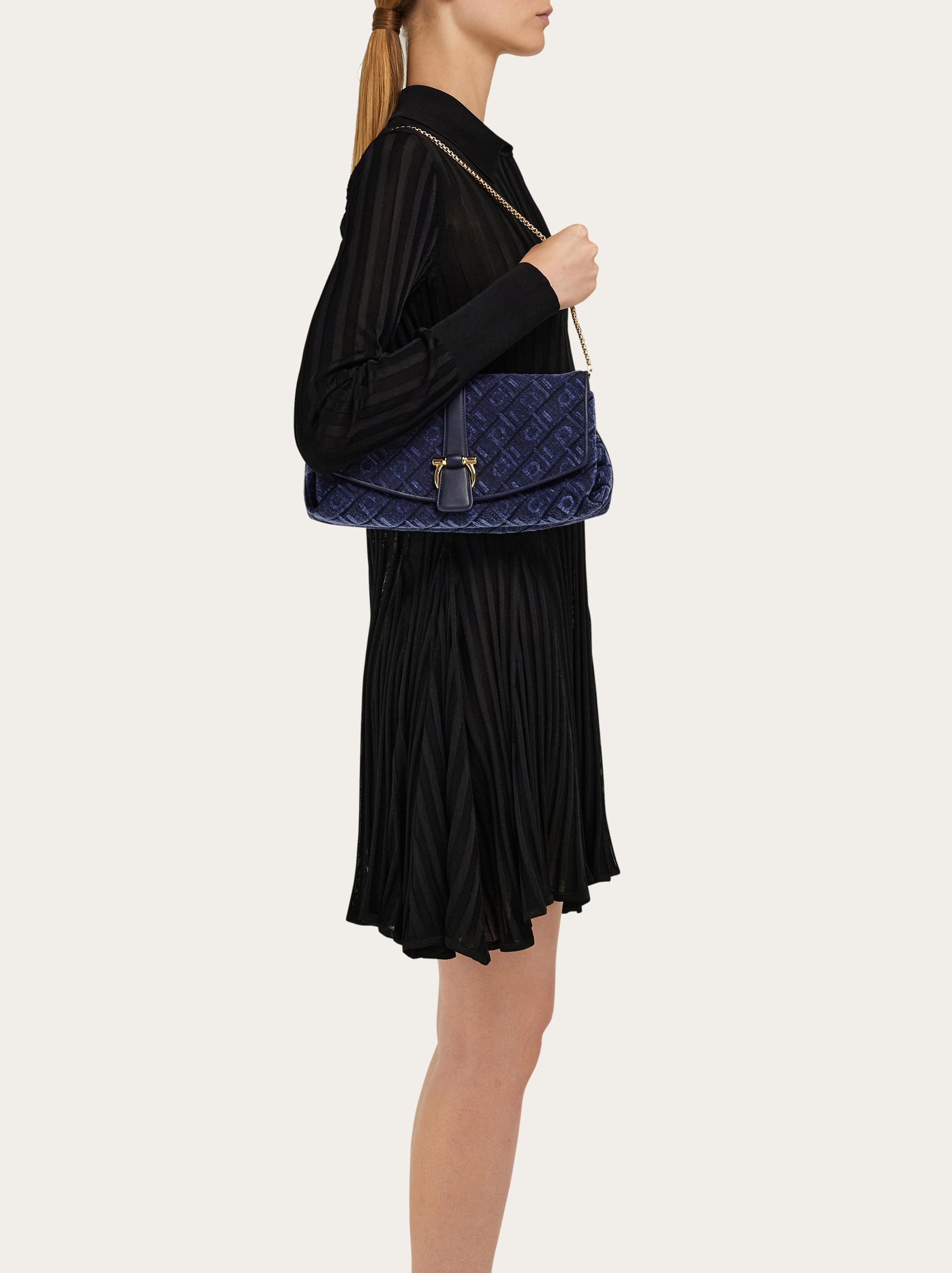Front flap crossbody bag (S) - 2