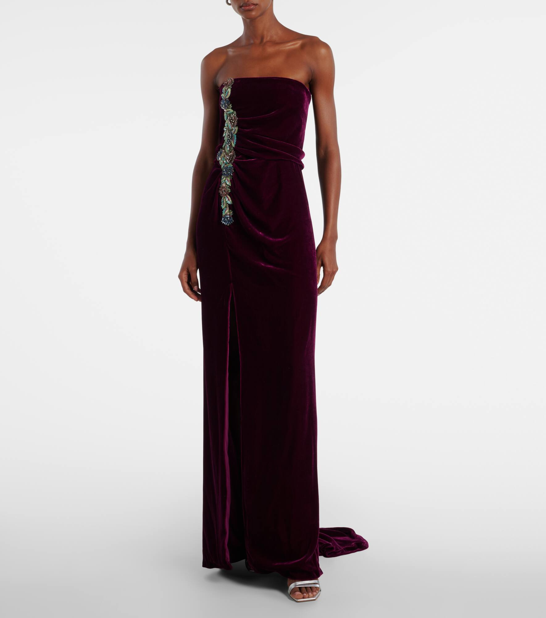 Embellished strapless gown - 7