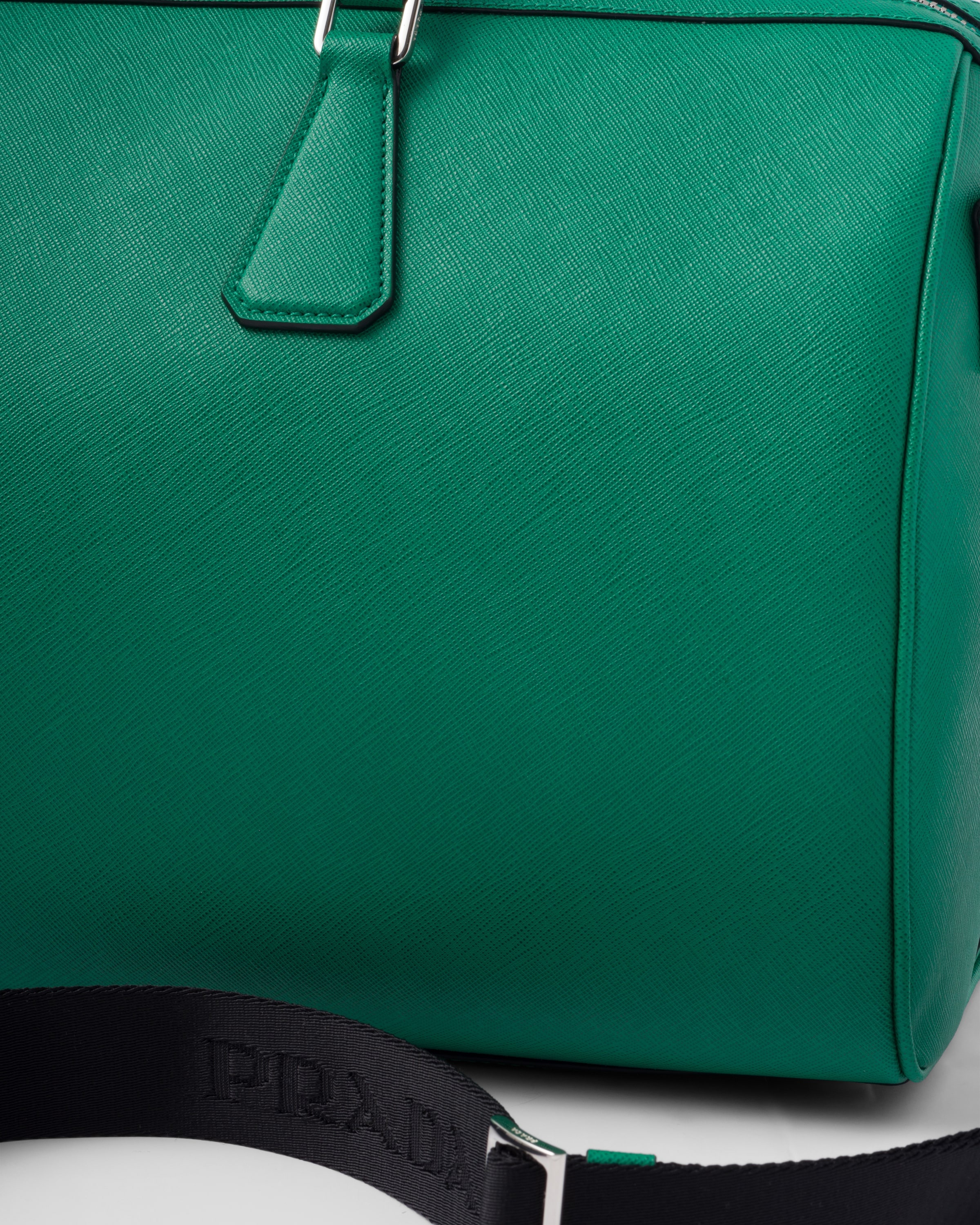 Saffiano leather travel bag - 7