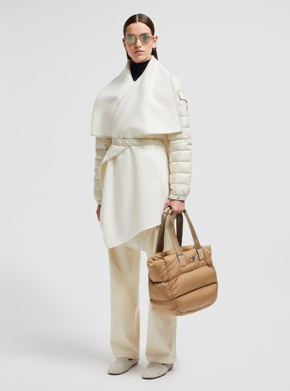 Moncler Women White Cape With Logo Patch On The Sleeve And Waist Belt In Tech Fabric Woman - 4