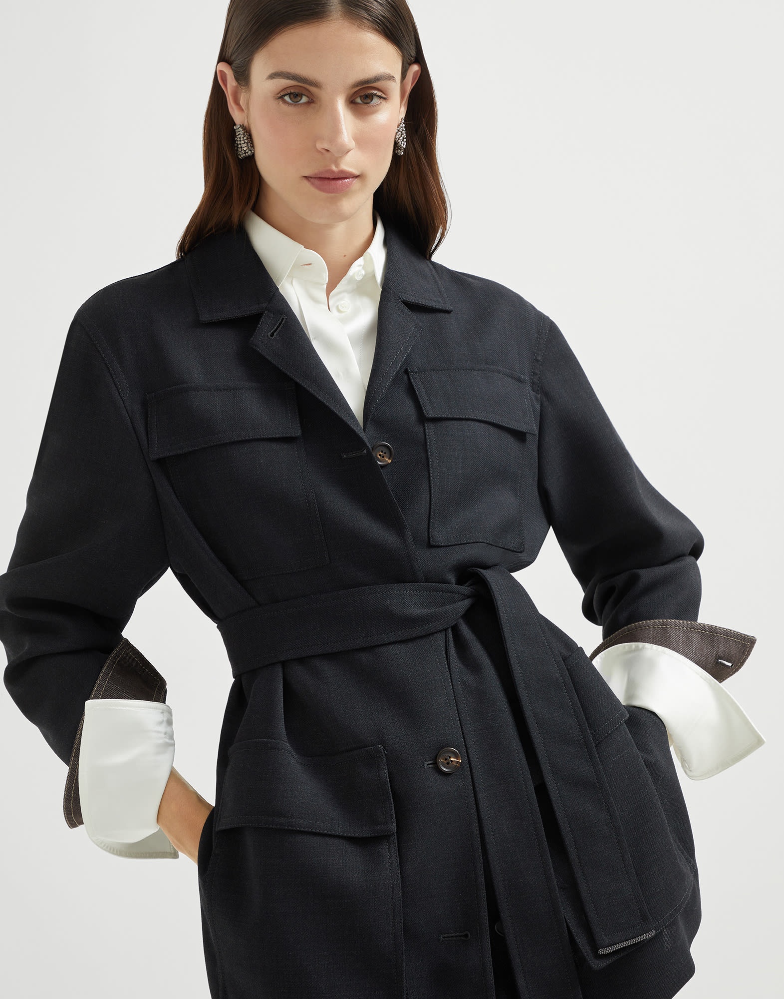 Virgin wool fluid crêpe twill safari blazer with monili - 4