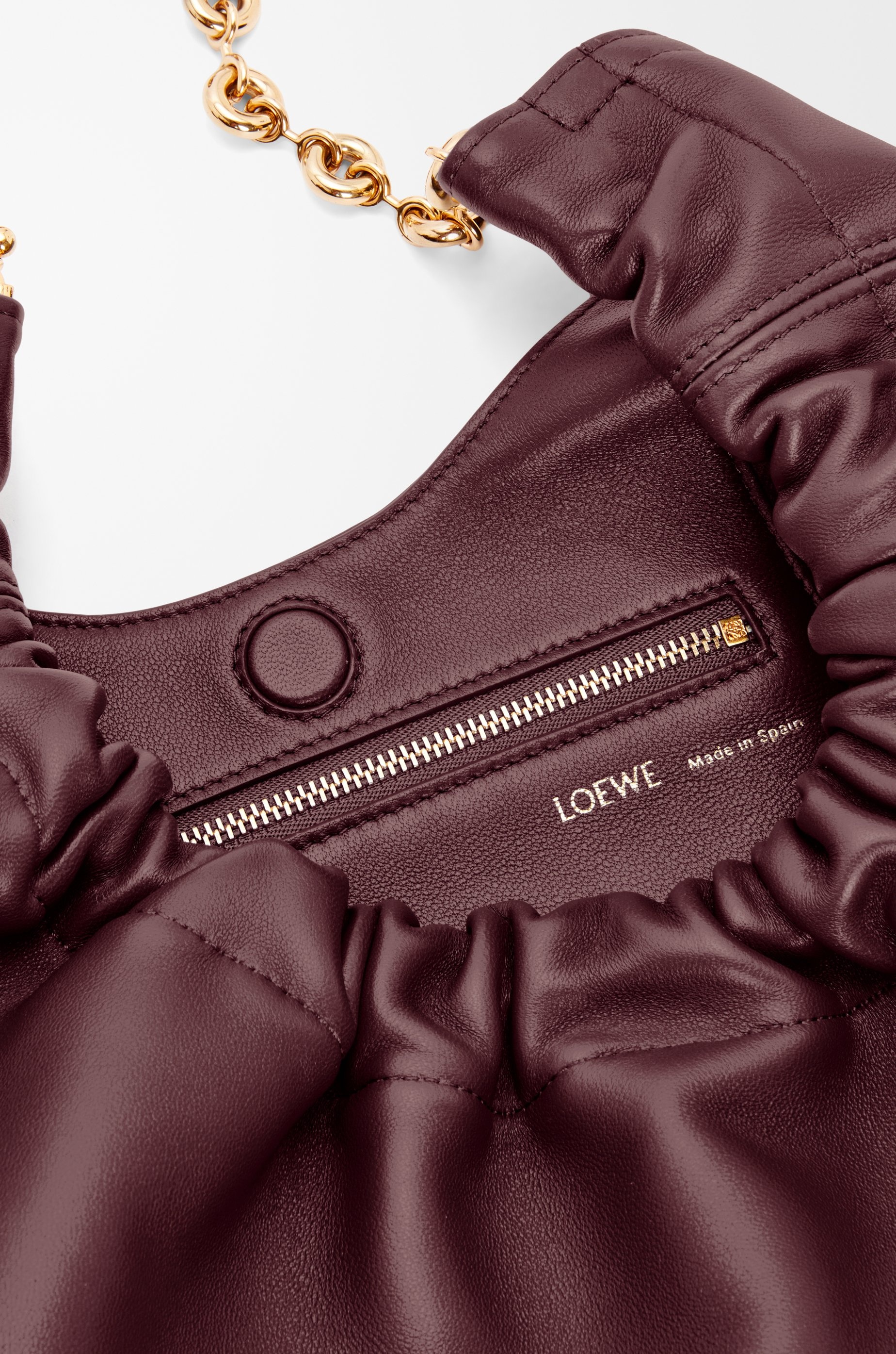 Small Squeeze bag in nappa lambskin - 10