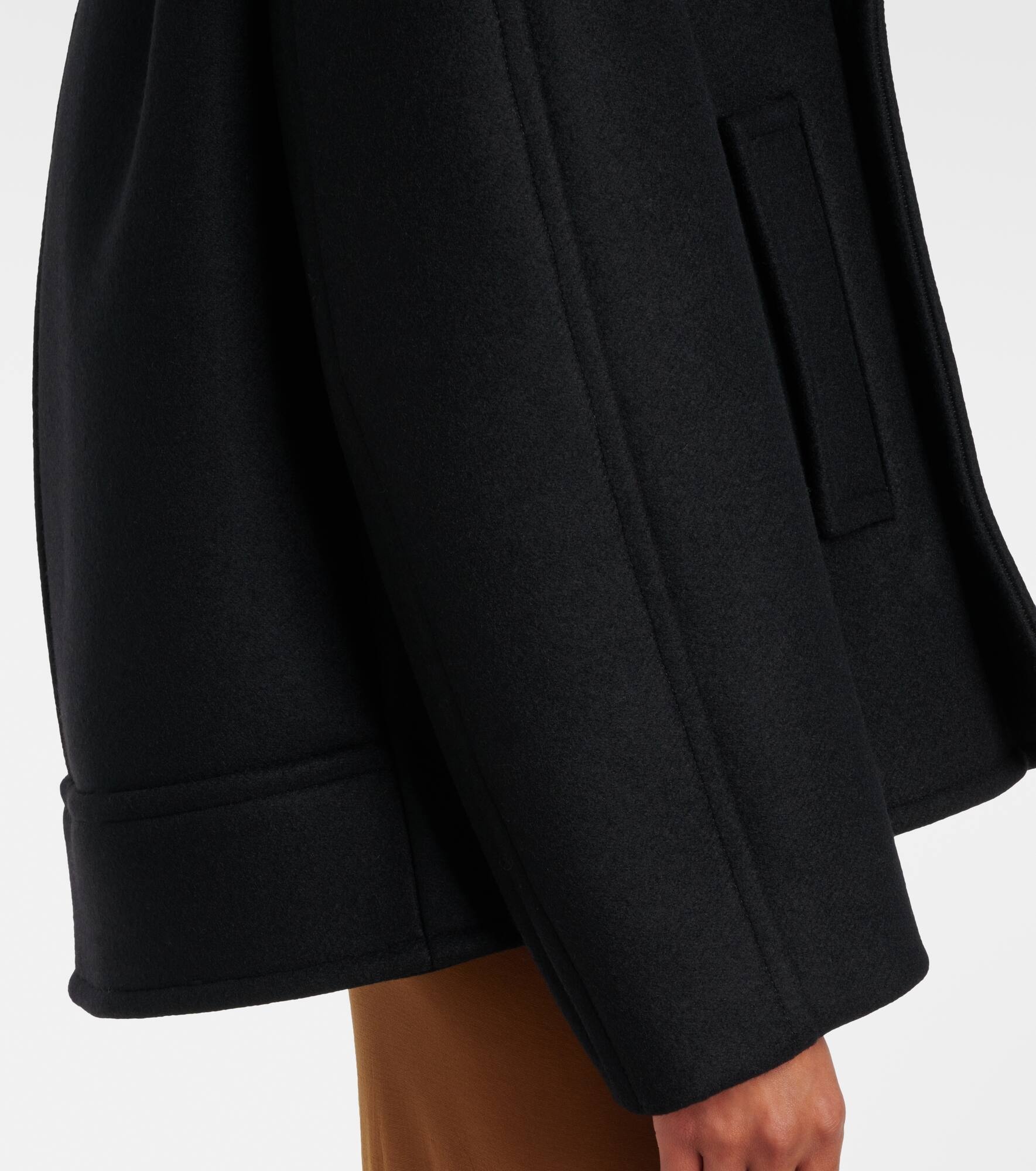 Oversized virgin wool peacoat - 5