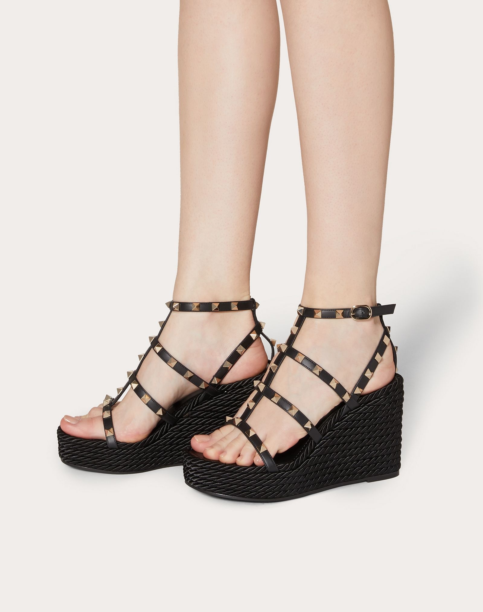 Rockstud Ankle Strap Wedge Sandal in Calfskin Leather 95 mm - 6