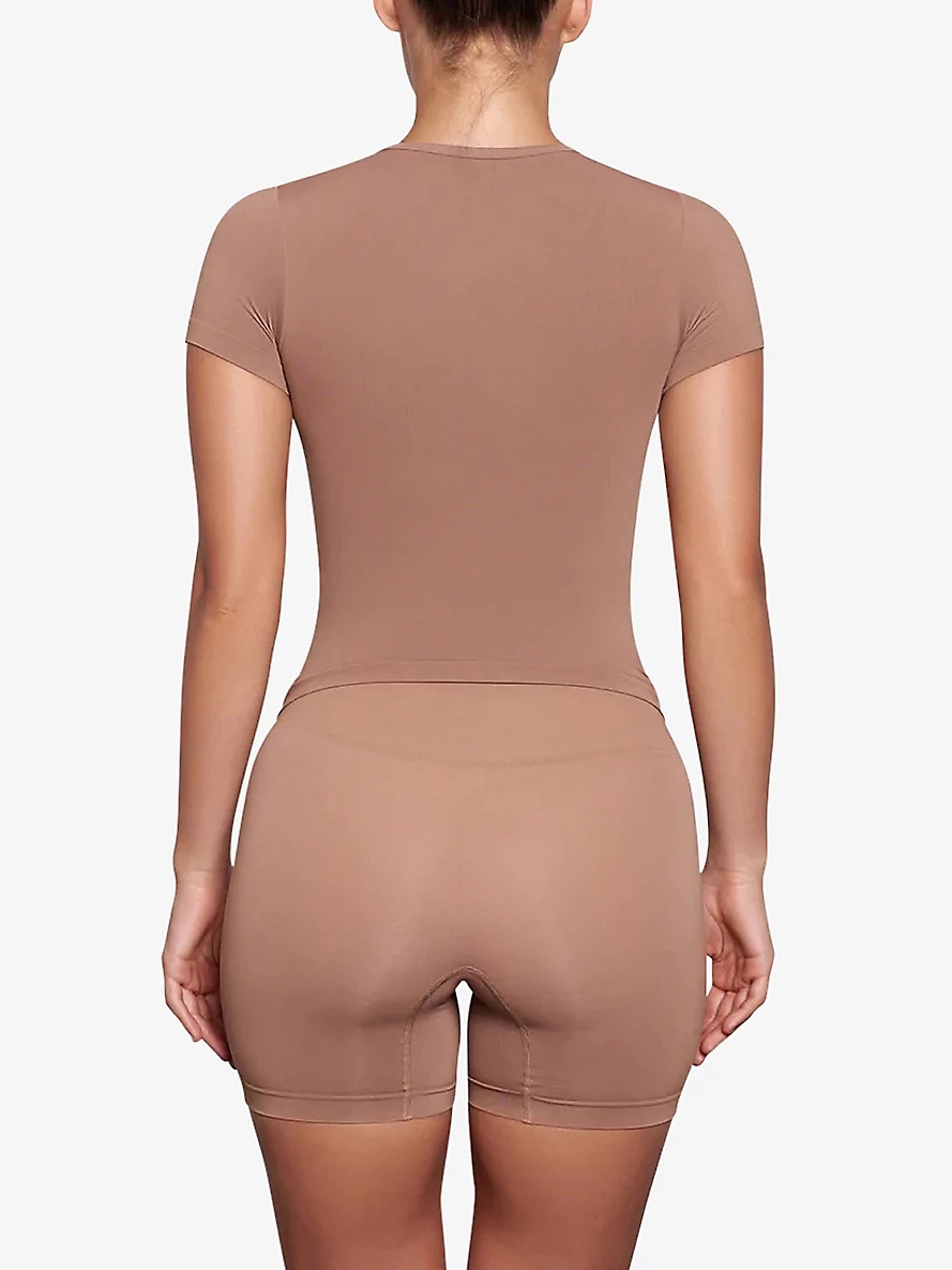 Smoothing slim-fit stretch-woven T-shirt - 4