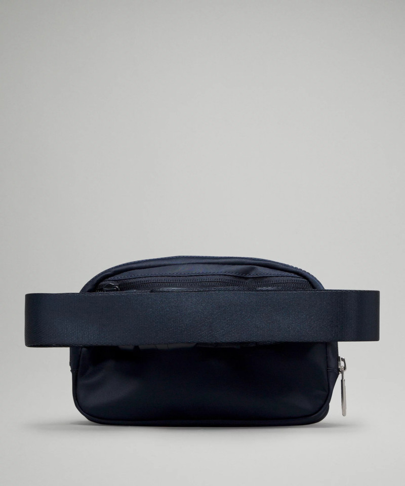 Everywhere Belt Bag with Long Strap 1L 3