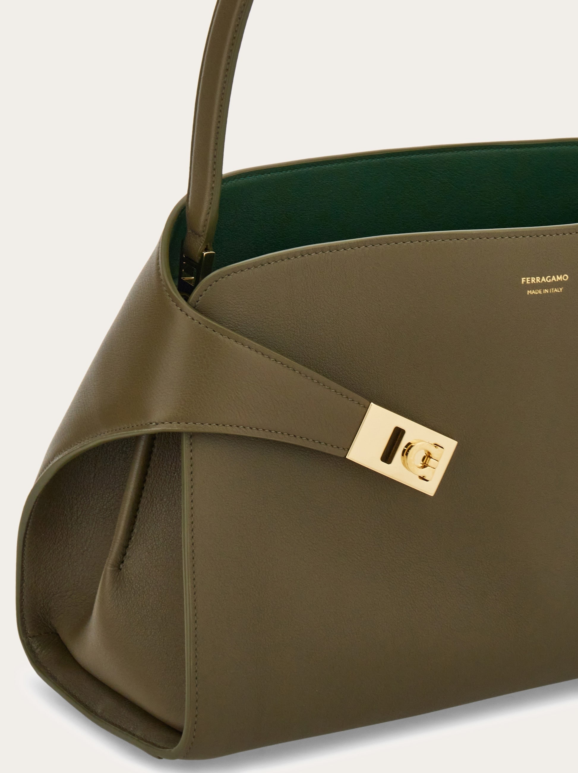 Hug Soft bicolor shoulder bag (S) - 8