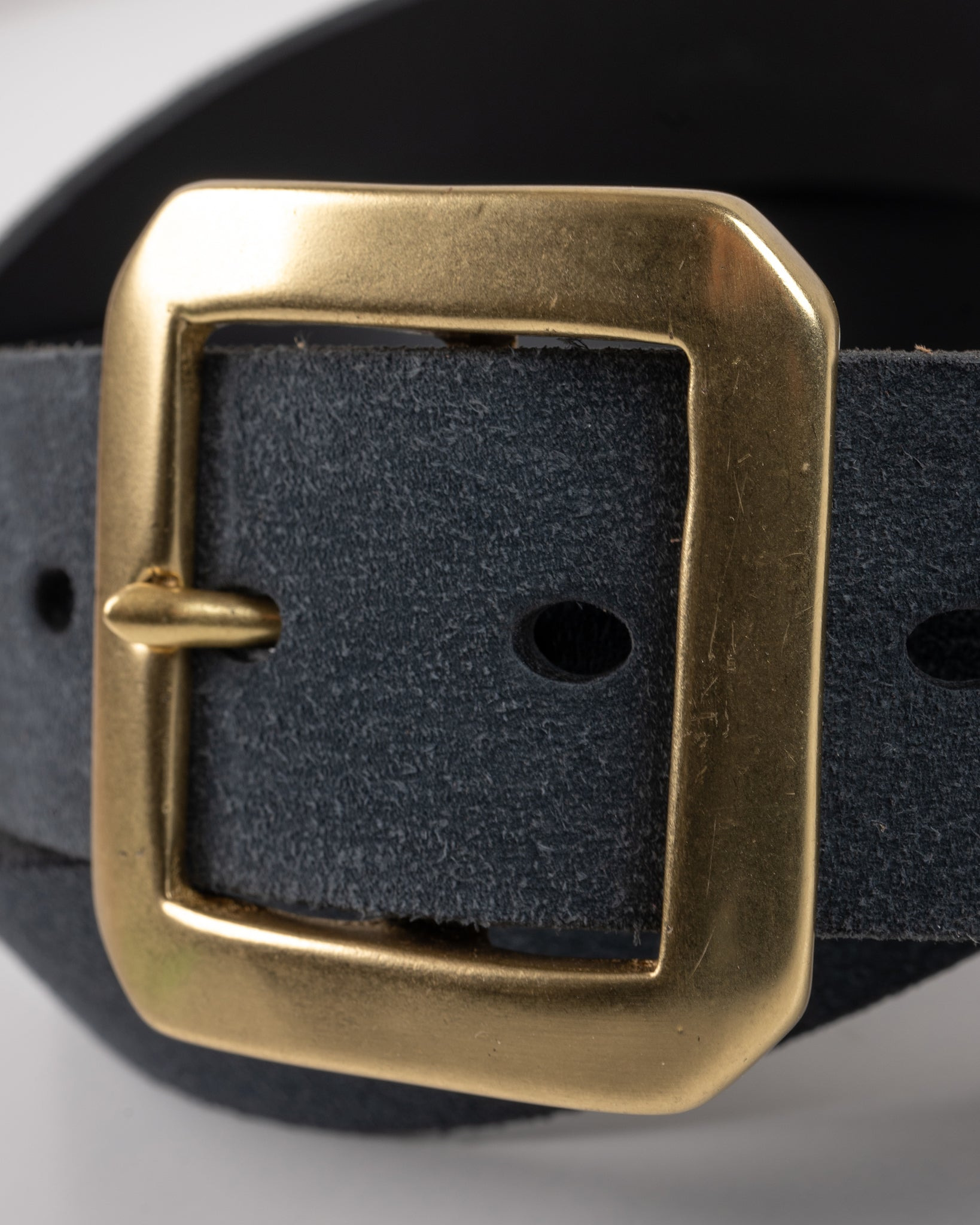 OGL-BELT-RO-SPGAR-BLK OGL Single Prong Garrison Buckle Leather Belt - Rough Out Black - 2