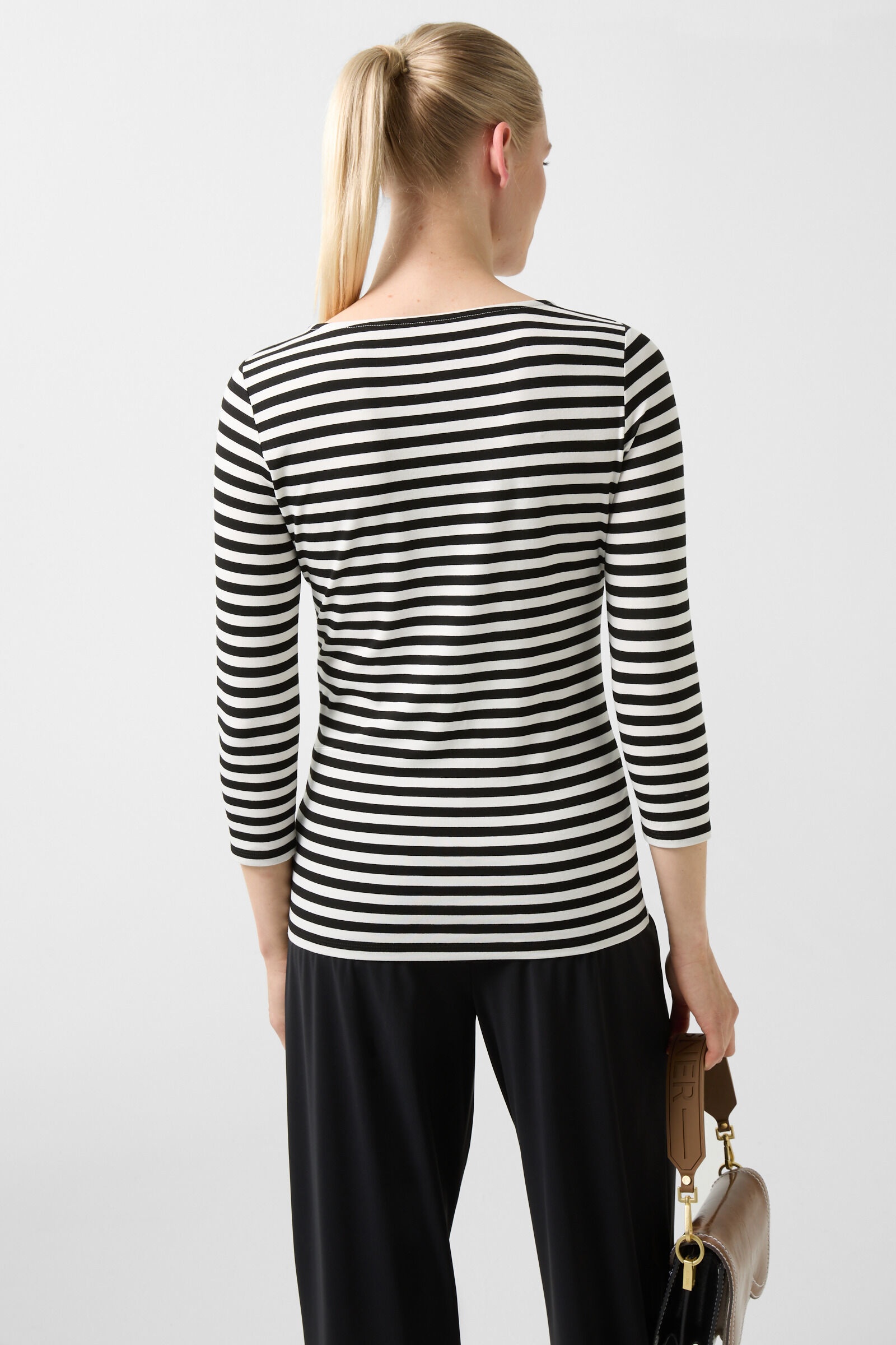 Louna Longsleeve in Black/Off-white - 3