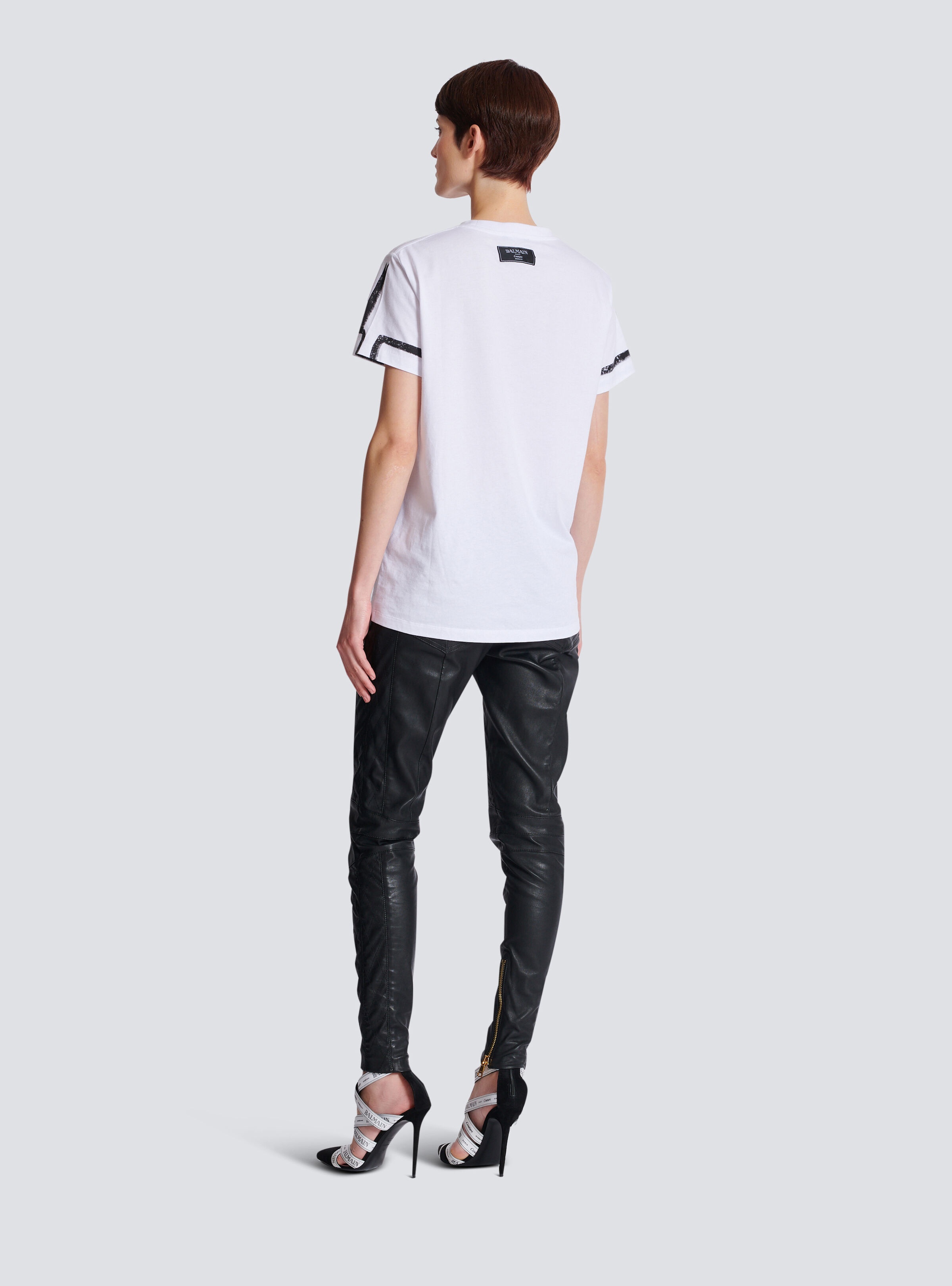 Short-sleeved T-shirt with "Je t'aime" print - 4