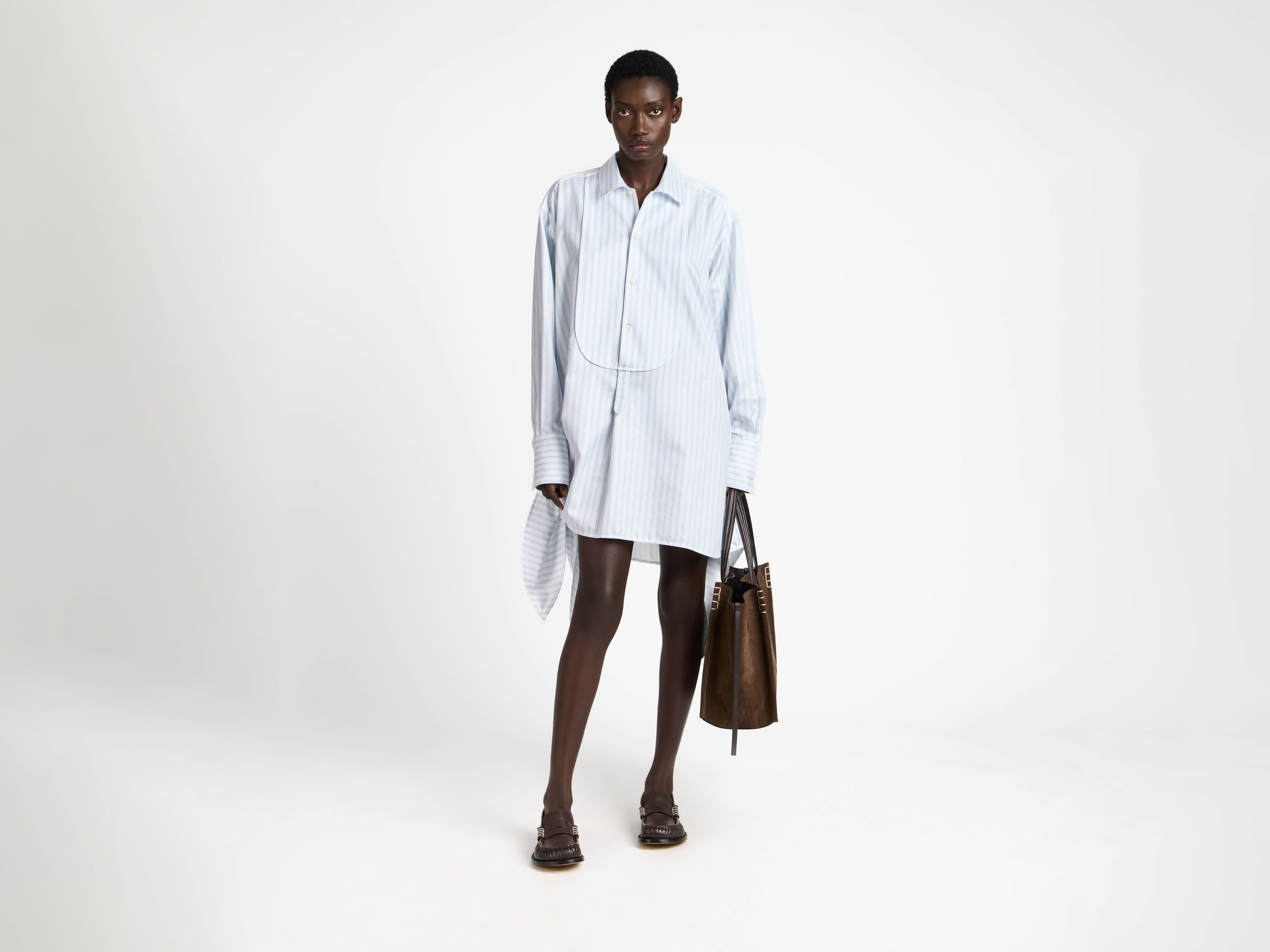 KNOTTED DETAIL SHIRT DRESS IN WHITE & BLUE - 4