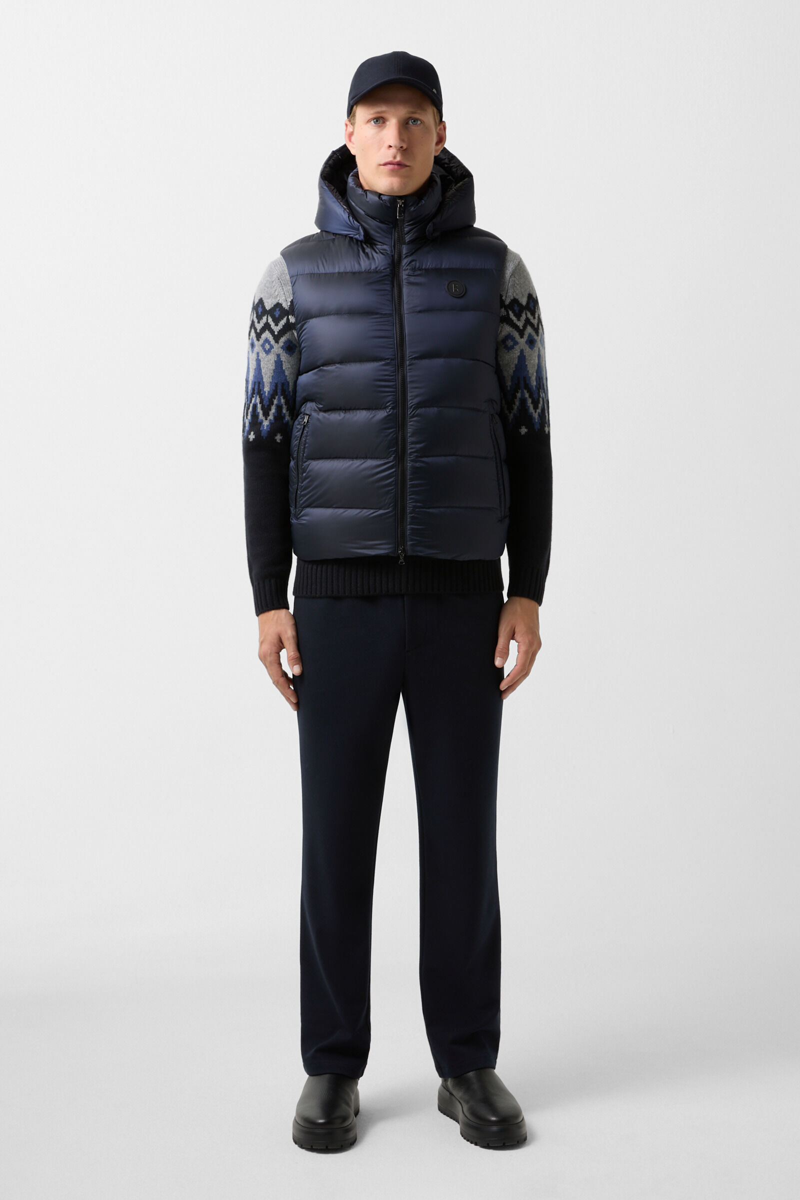 Holger down vest in Dark blue - 4