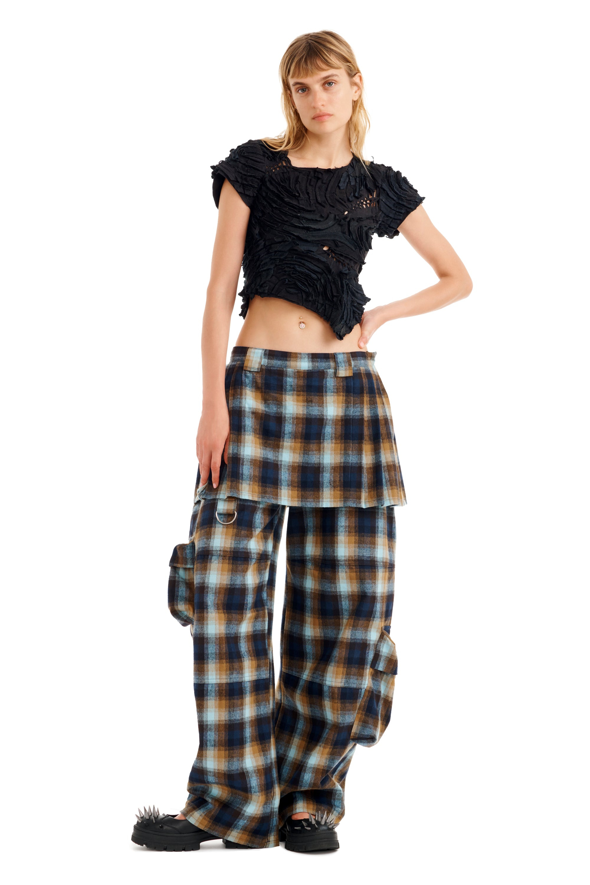 BLACK S/S CHIRP TOP - 8