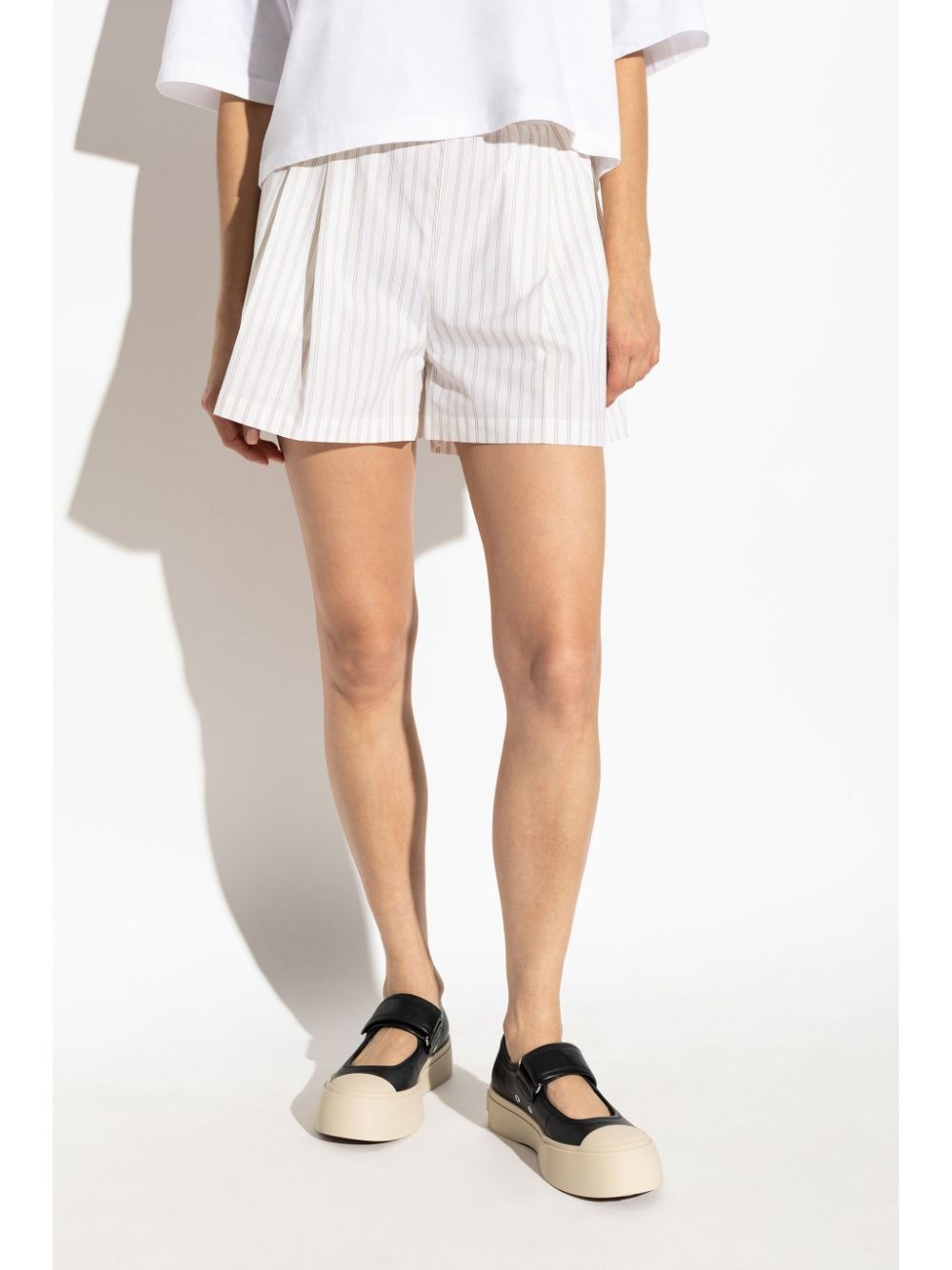 striped shorts - 3