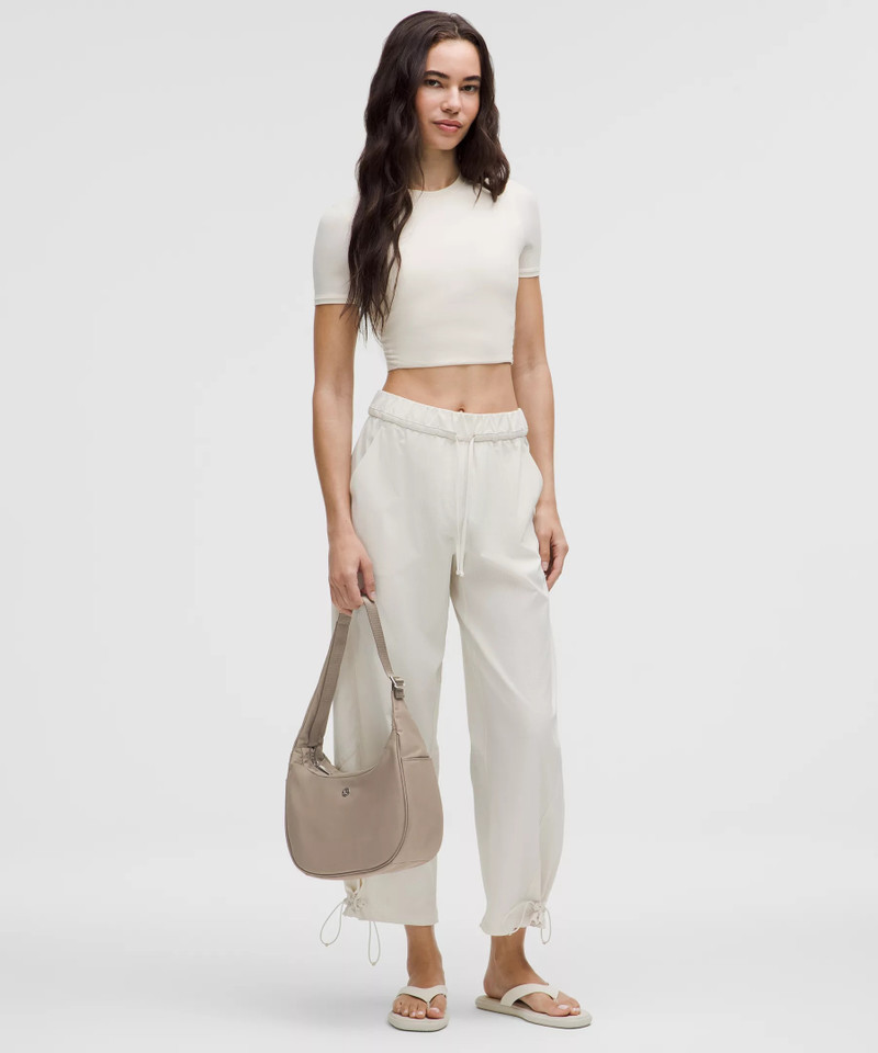 lululemon City Essentials Shoulder Bag 4L outlook