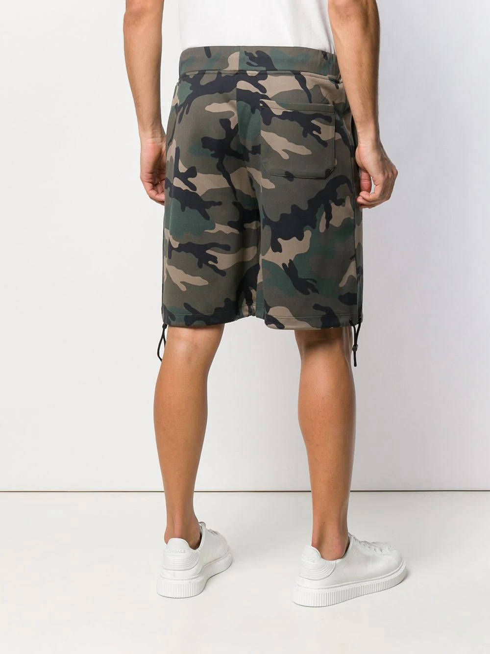 camouflage-print shorts - 4