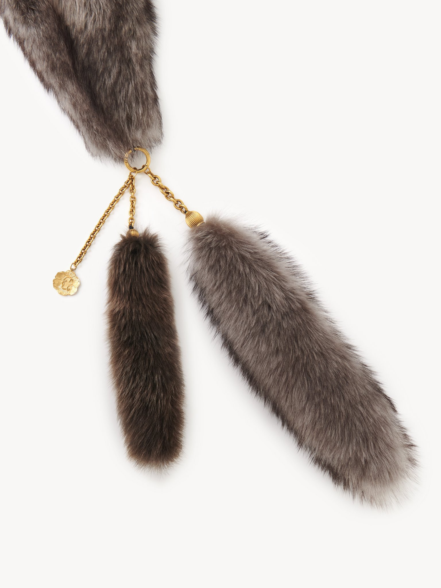 THE TREASURE TAILS SCARF IN SHEARLING - 3