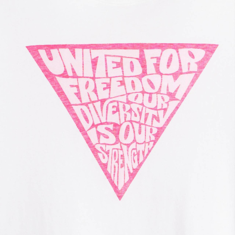 LEVI'S® PRIDE COMMUNITY TEE 7