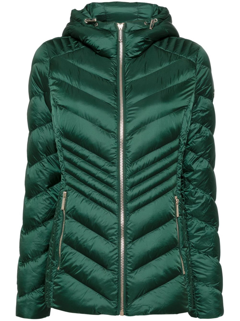 packable puffer jacket 1