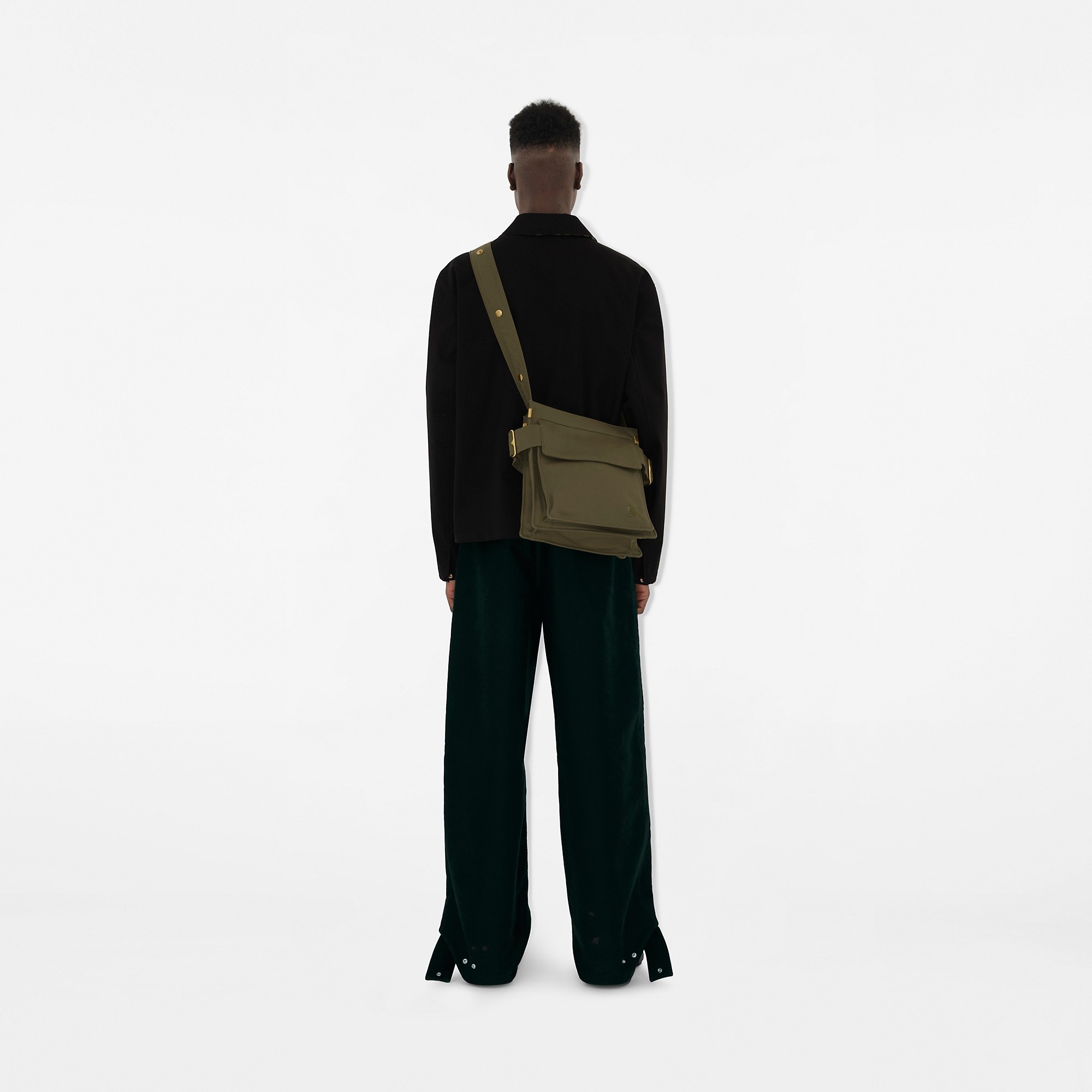 BURBERRY｜ (Small Trench Tote (8091805)) Small Trench Tote in Military - Men, Cotton Gabardine