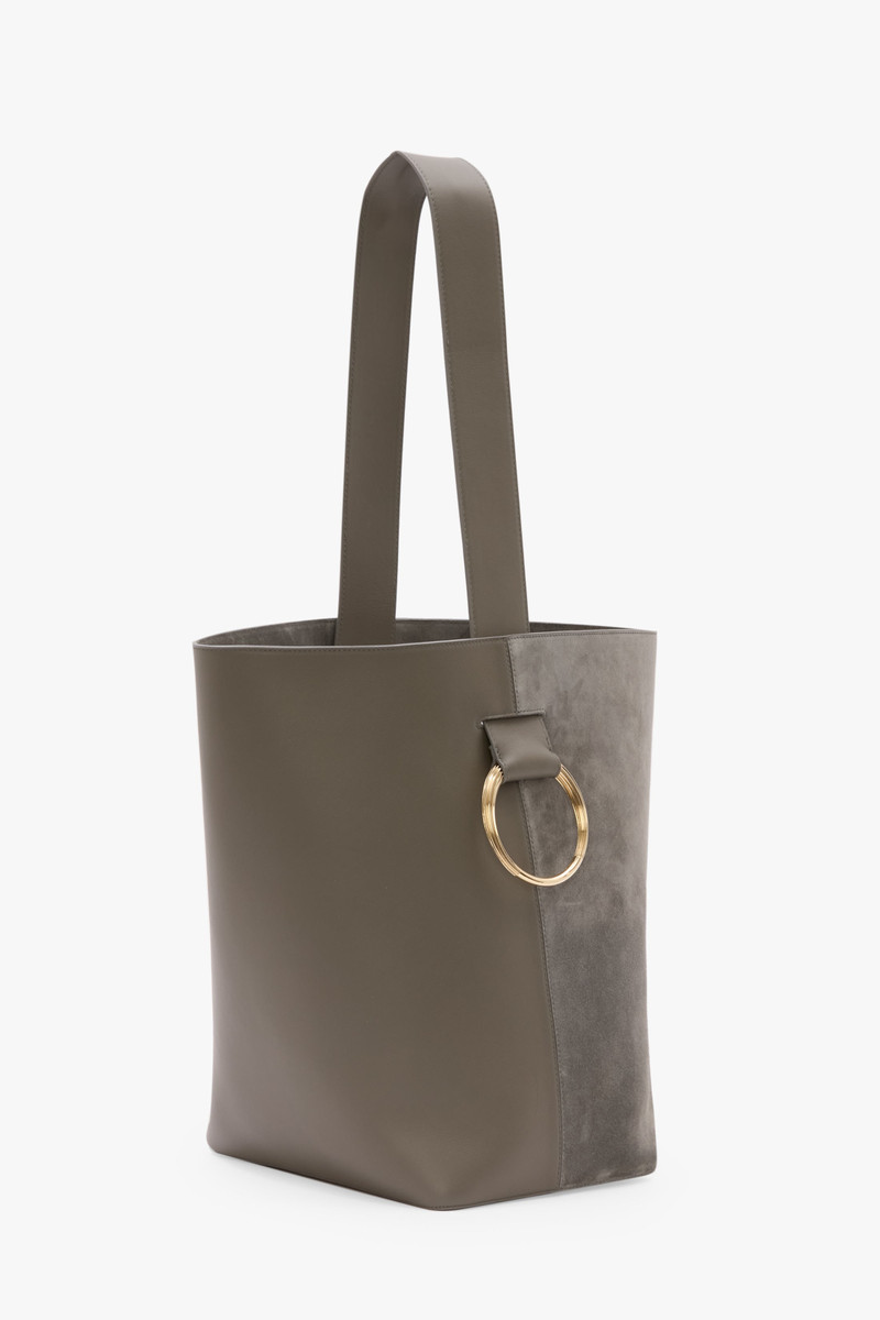 Dia Bucket Bag In Pebble Grey Leather 3