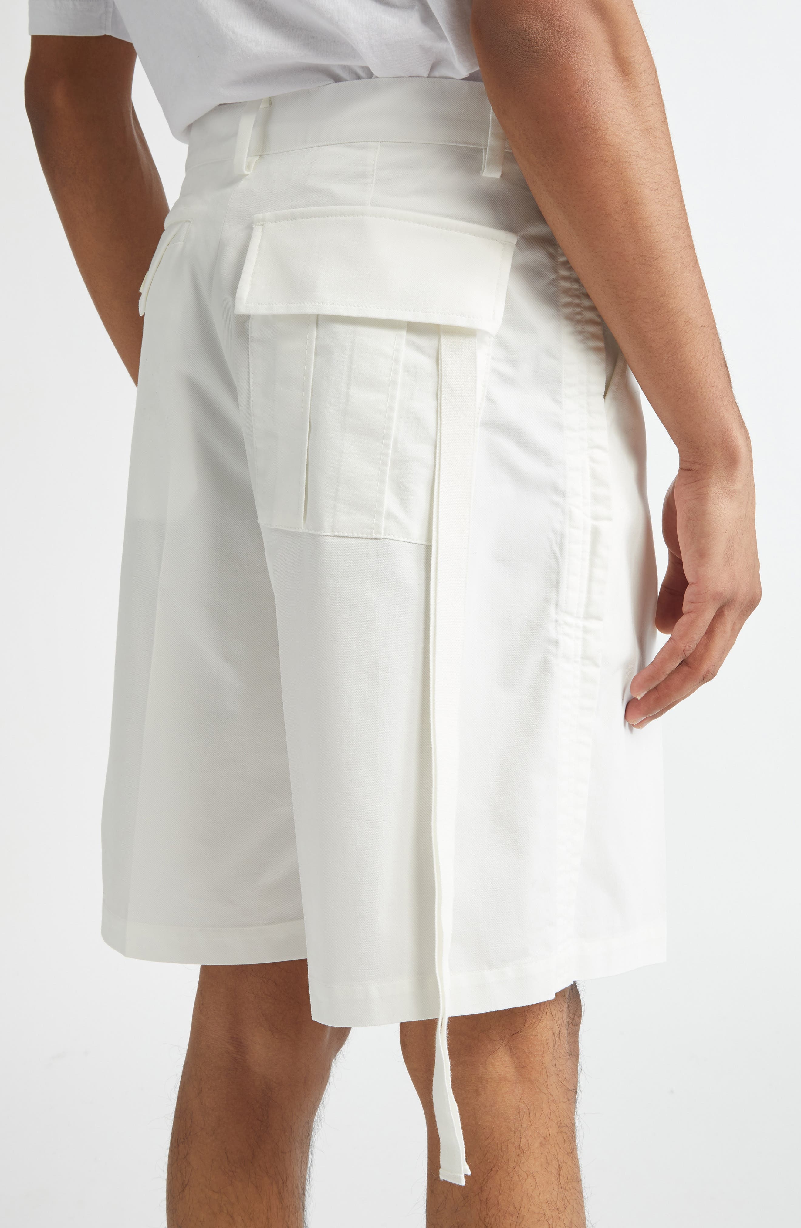 Undercover Pleat Front Bermuda Shorts in White at Nordstrom - 5