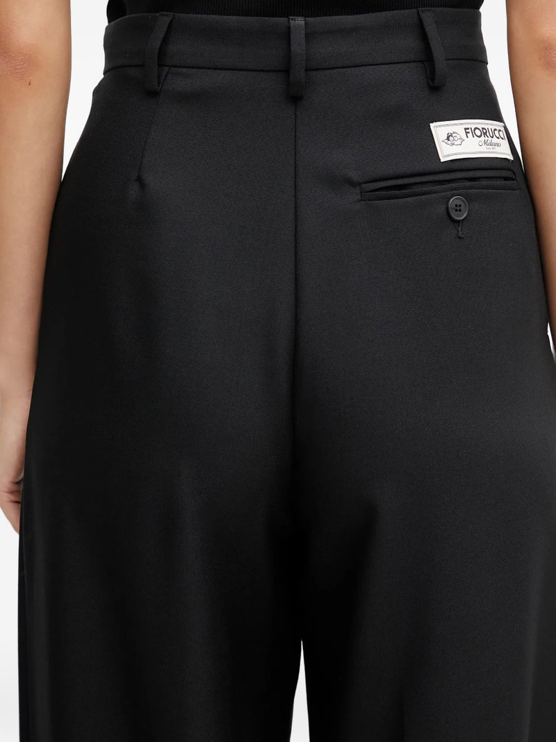 button pleated trousers 5