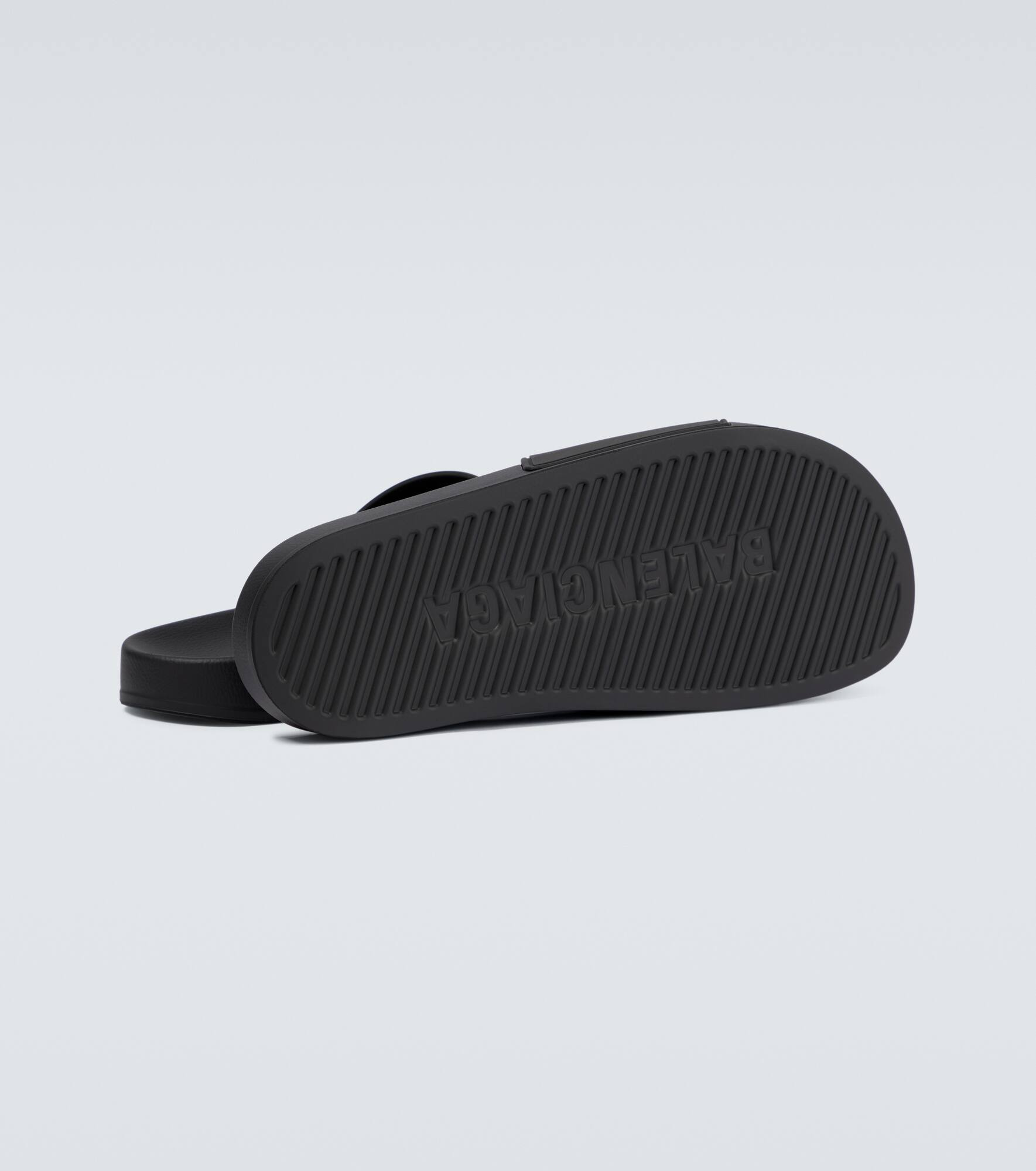 Pool logo rubber slides - 7