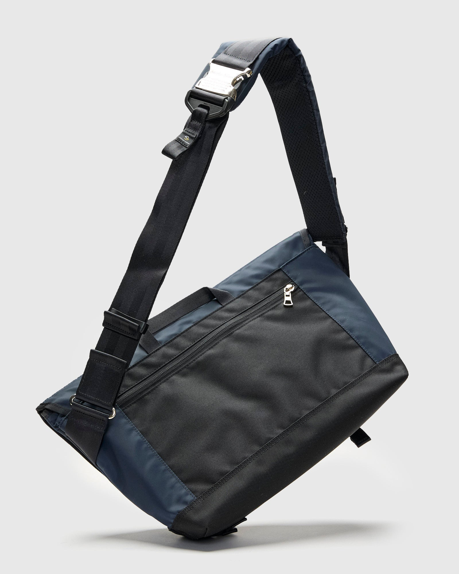 Lightning V2 Messenger Bag in Navy - 3