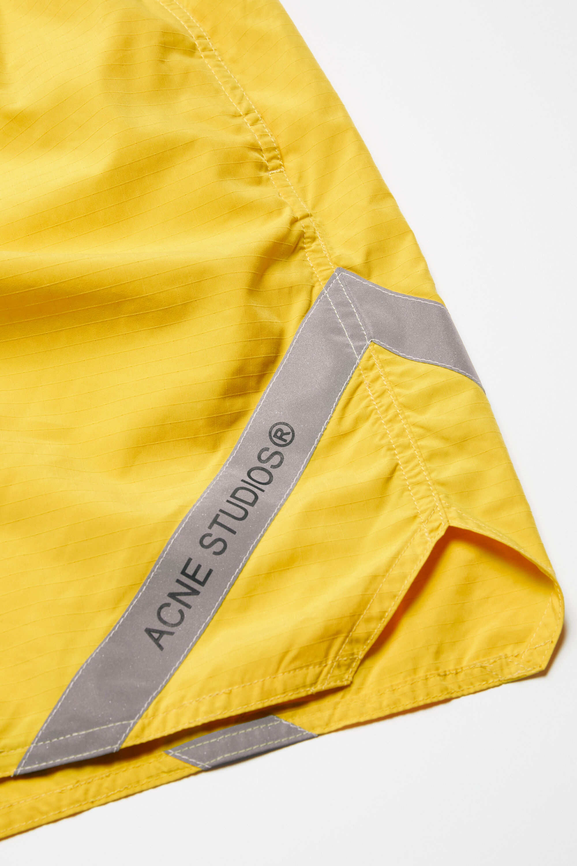 Swim shorts - Yellow - 6