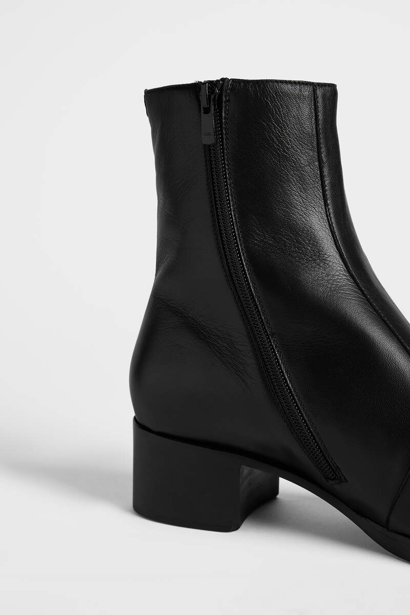 VINTAGE ANKLE BOOTS - 5